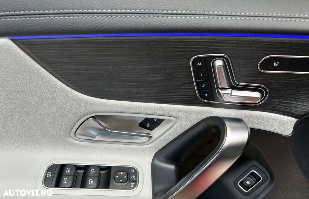 Mercedes-Benz CLA 250 e 8G-DCT AMG Line Advanced Plus - 17