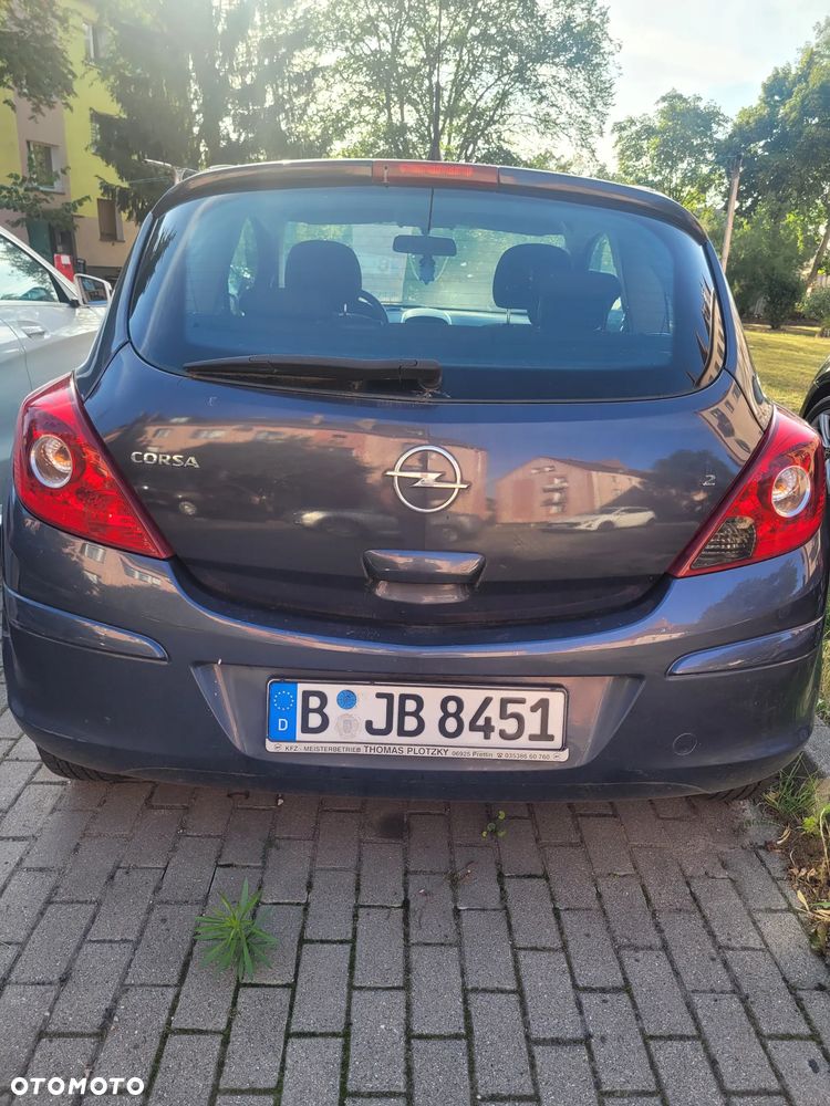 Opel Corsa 1.2 16V Limited Edition - 2