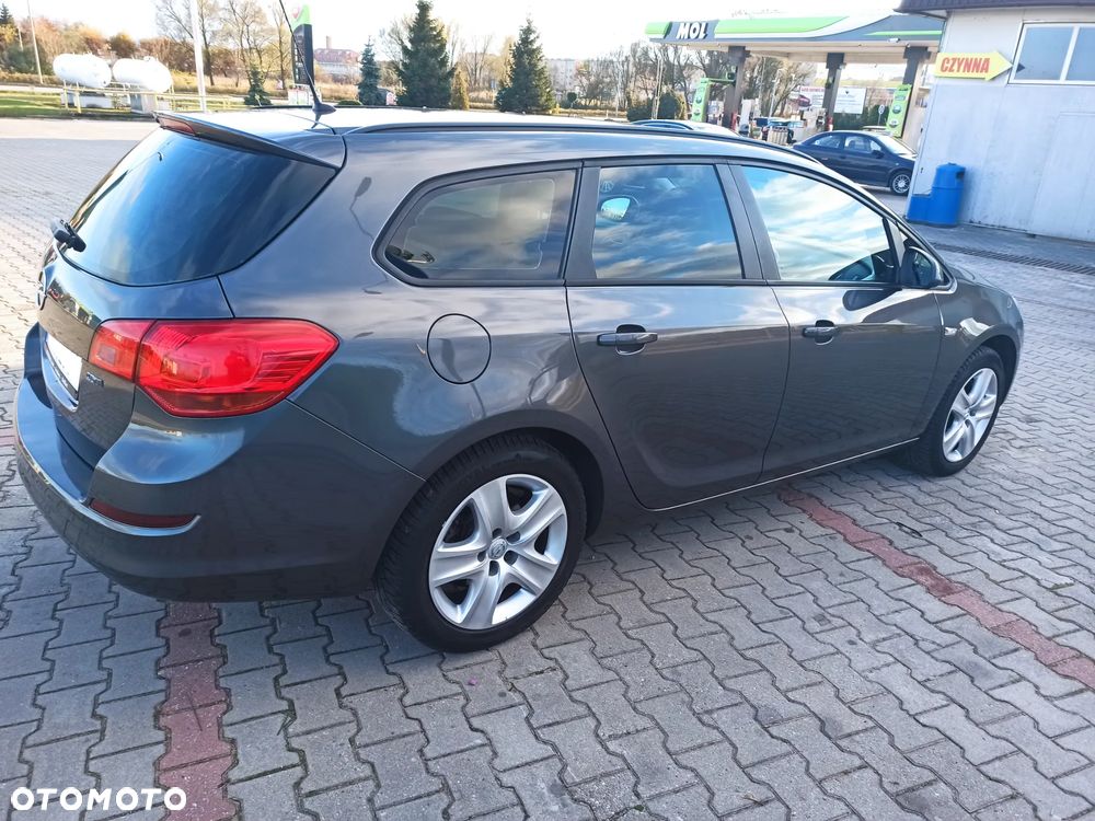 Opel Astra 2.0 CDTI DPF Sport - 9