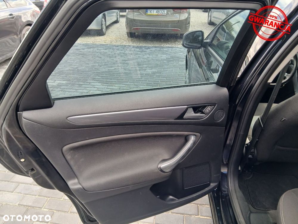 Ford Mondeo 2.0 TDCi Ghia - 36