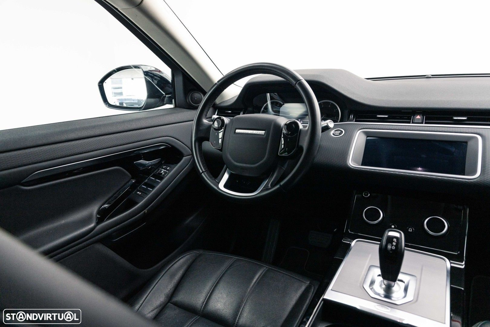 Land Rover Range Rover Evoque 1.5 P300e AWD SE Auto - 7