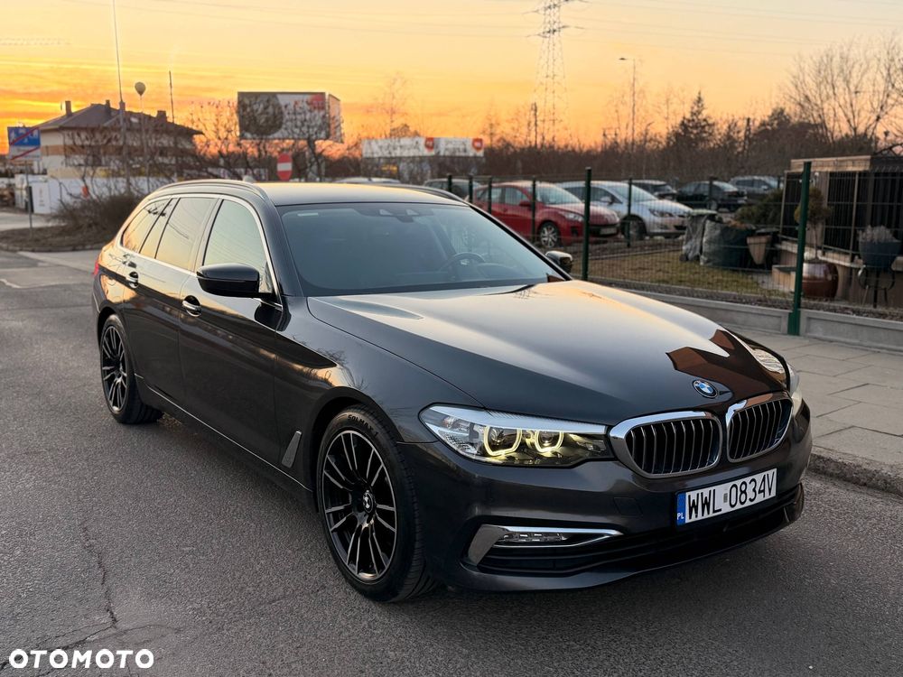 BMW Seria 5 530d xDrive Luxury Line sport - 1