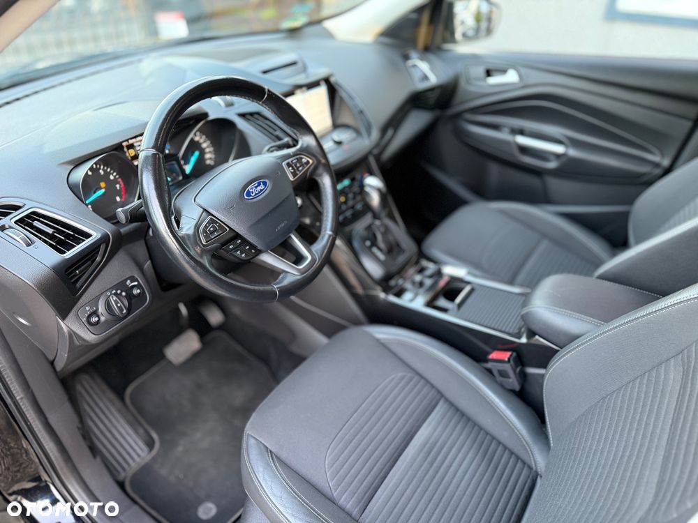 Ford Kuga 1.5 EcoBoost 4x4 Titanium - 23