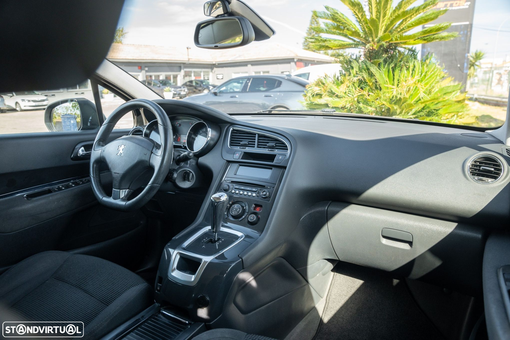 Peugeot 5008 1.6 E-HDi 7L SE Style 2-Tronic - 12
