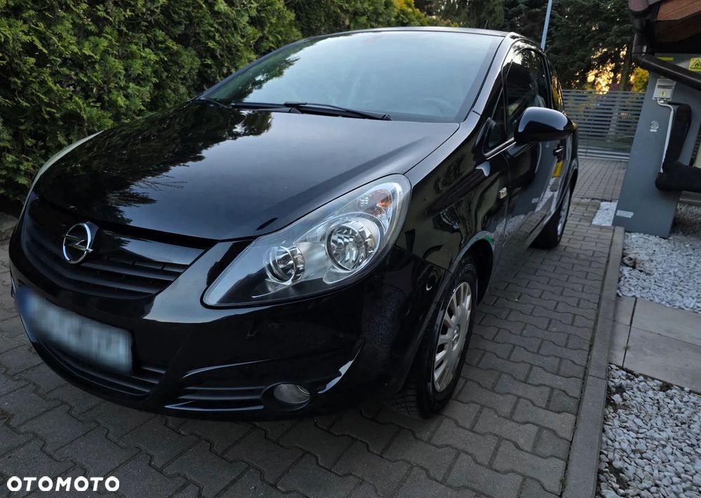 Opel Corsa 1.4 16V Color Edition - 1