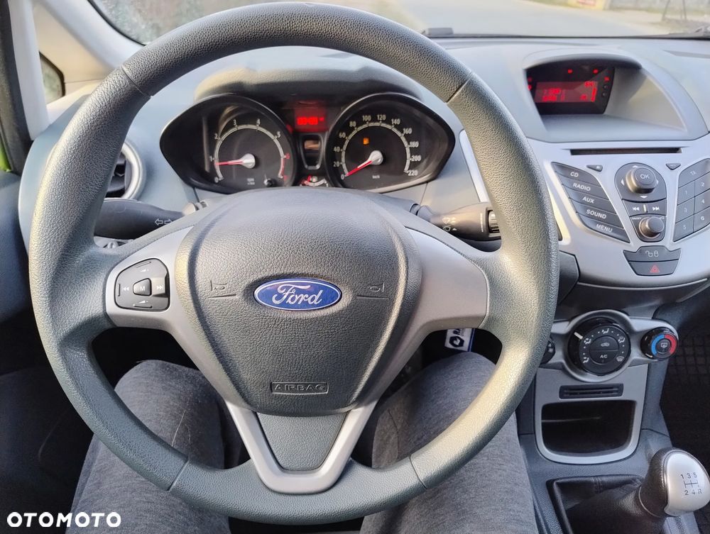 Ford Fiesta 1.25 Viva - 11