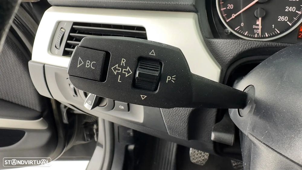 BMW 318 d Navigation - 31