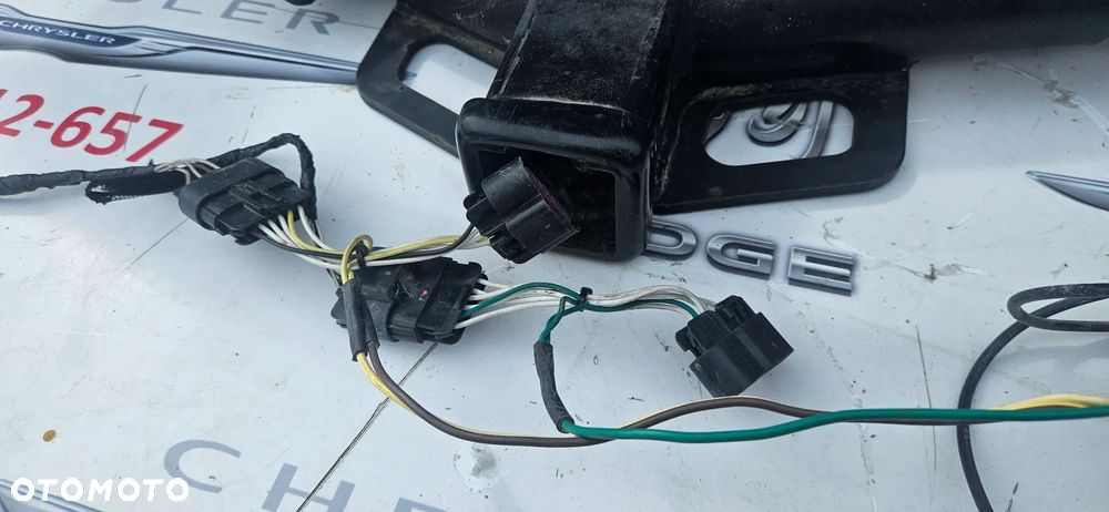 Dodge Durango III LIFT Hak holowniczy Belka haka holowniczego Instalacja - 6