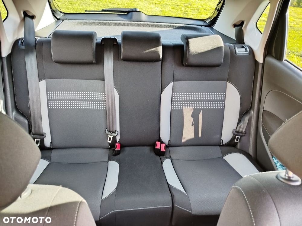 Volkswagen Polo 1.2 Life - 12