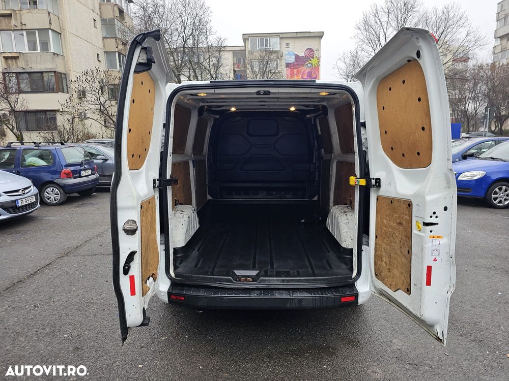 Ford Transit Custom - 8