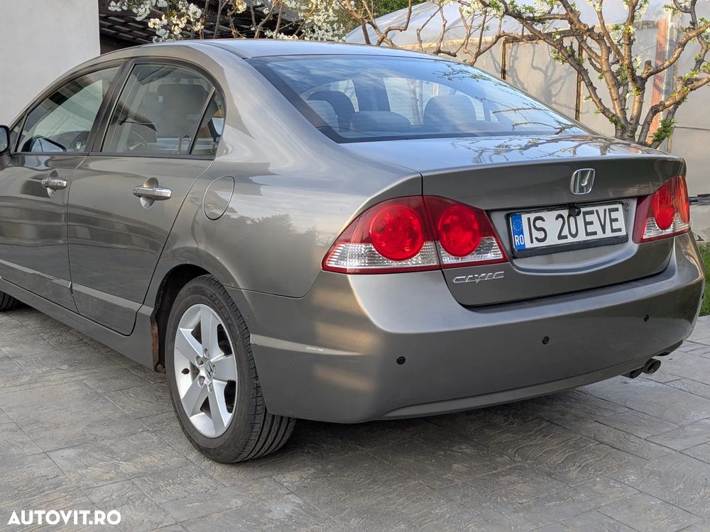 Honda Civic 1.8 TypeS Plus - 15