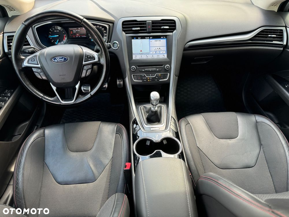 Ford Mondeo 2.0 TDCi Start-Stopp ST-Line - 14