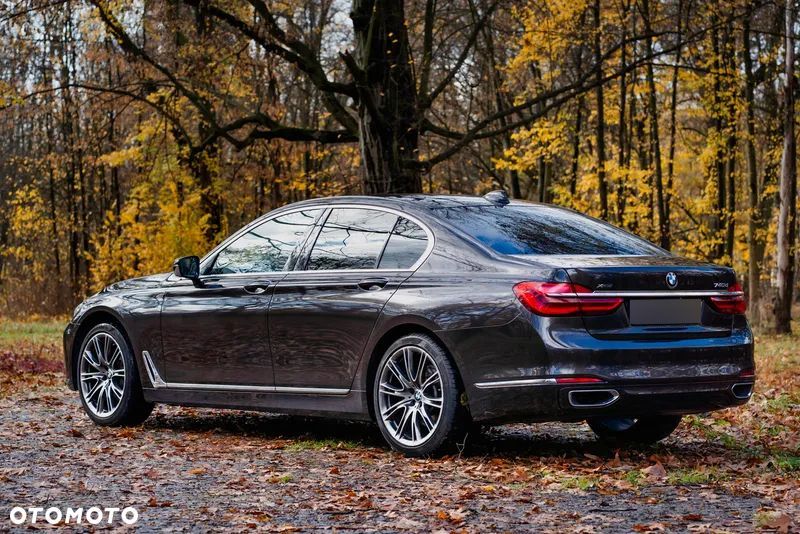 BMW Seria 7 740d xDrive - 13