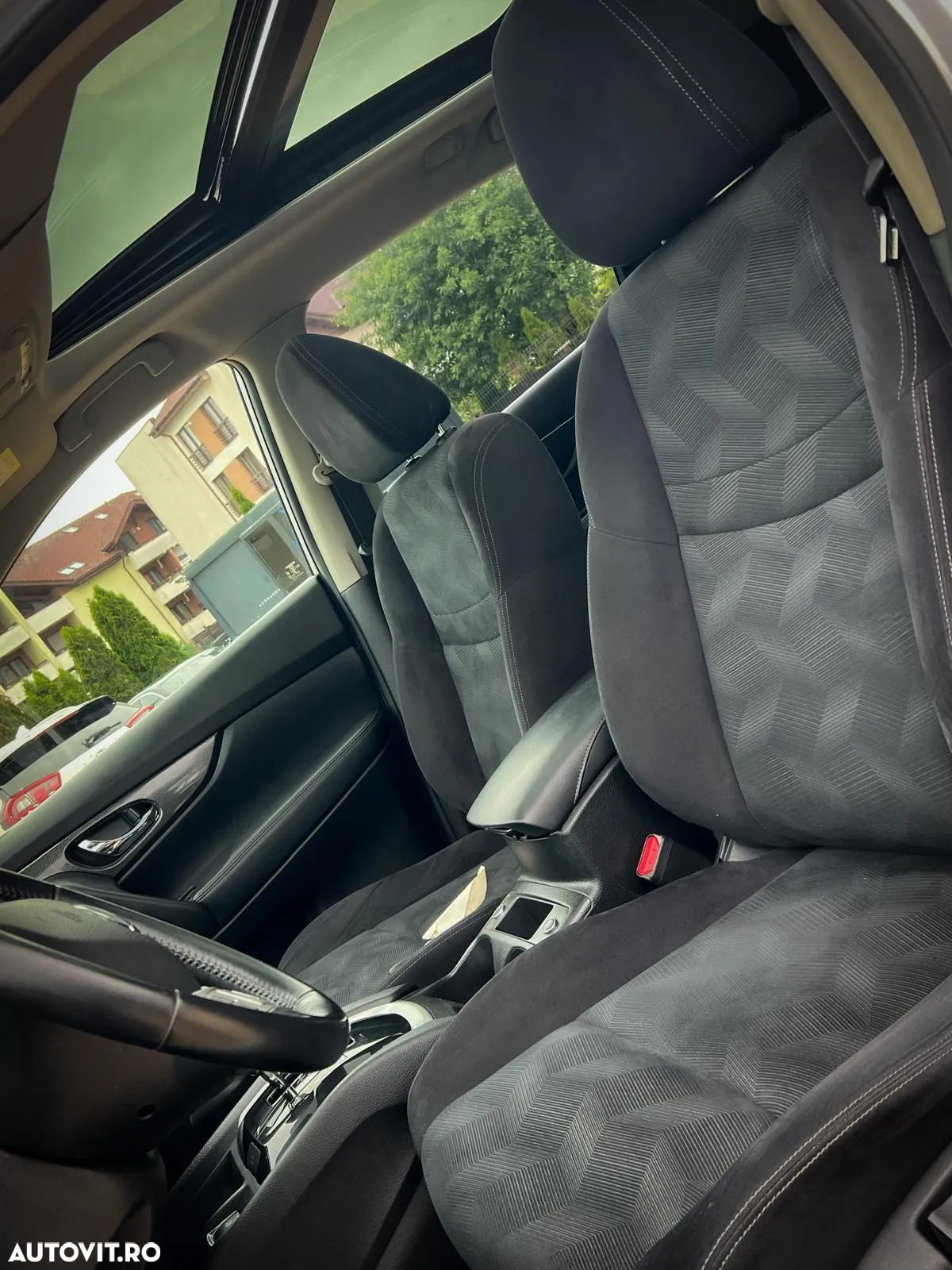 Nissan X-Trail 1.6L dCI Start/Stop XTRONIC Tekna - 12