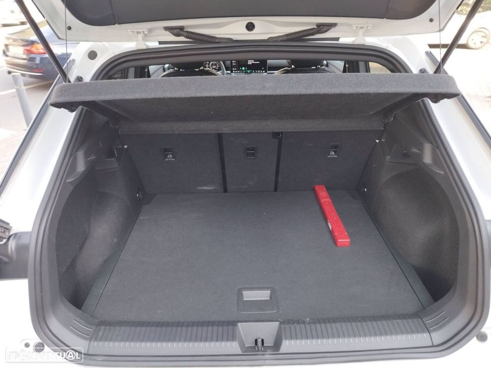 VW T-Roc 1.5 eTSI R-Line DSG - 14