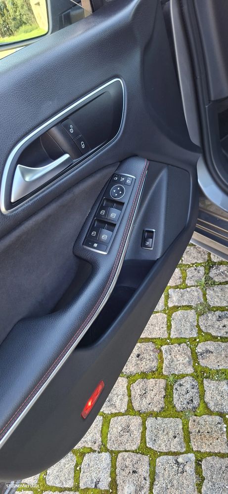 Mercedes-Benz CLA 200 - 9