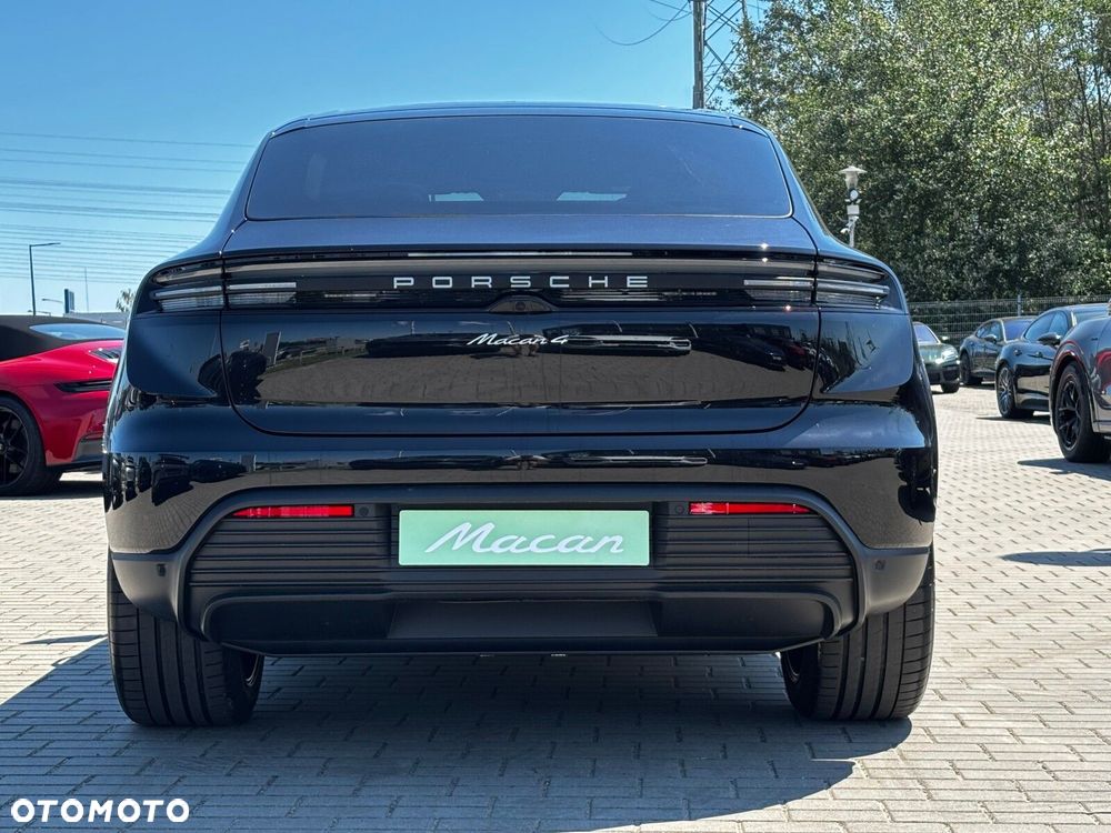 Porsche Macan - 8