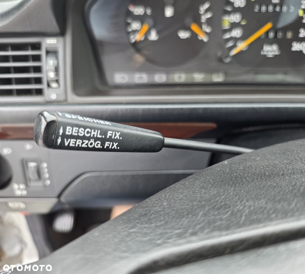 Mercedes-Benz W124 (1984-1993) - 16