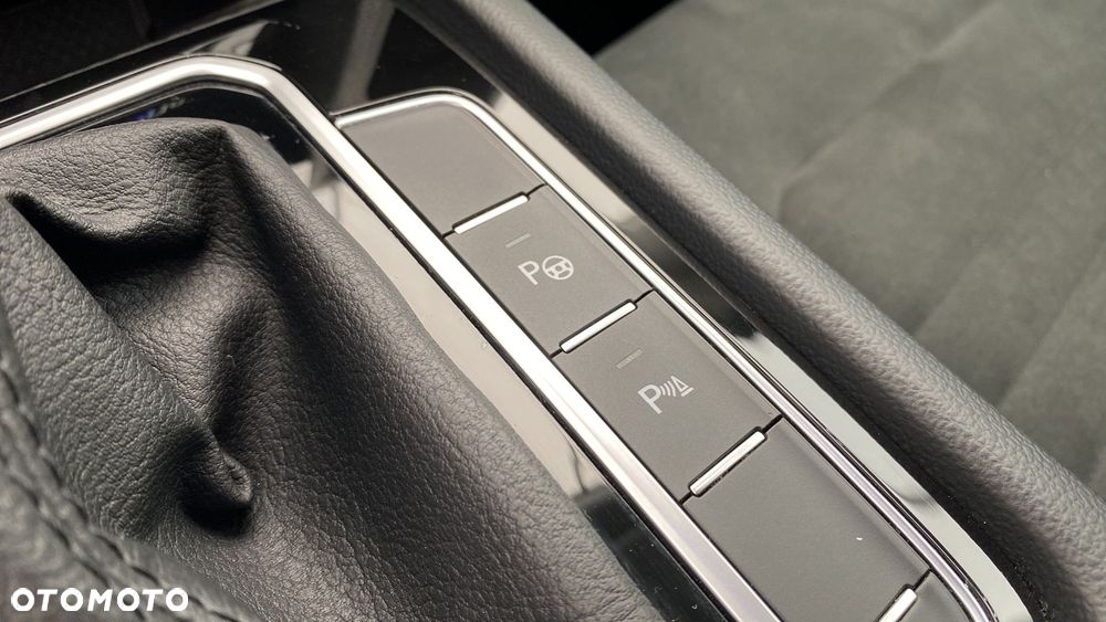 Volkswagen Passat - 24
