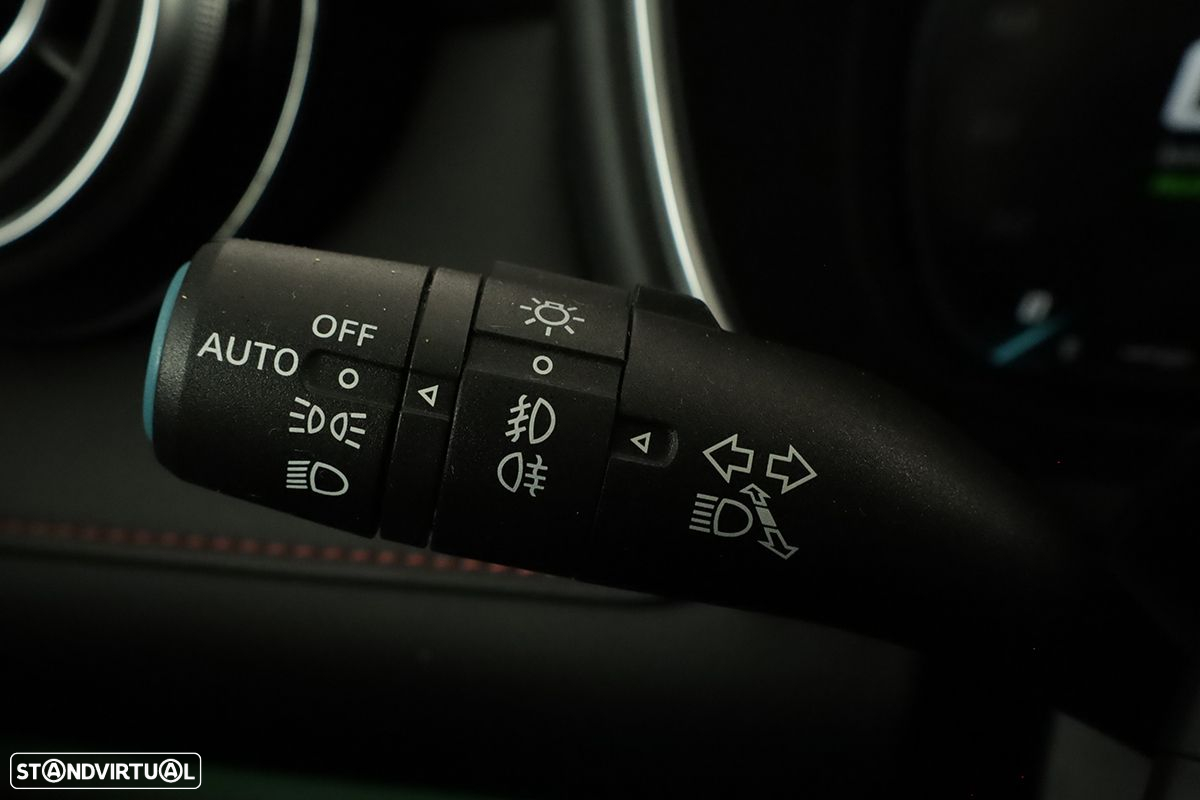 MG EHS 1.5 T-GDI Plug-in Hybrid Luxury - 16