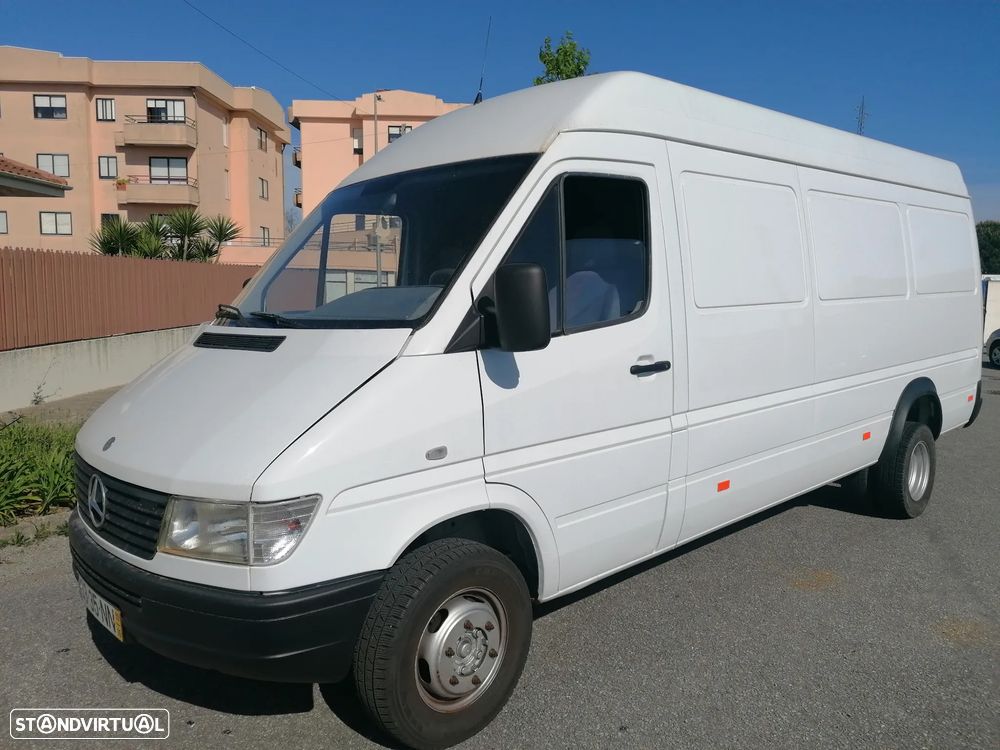 Mercedes-Benz Sprinter 412 D - 1