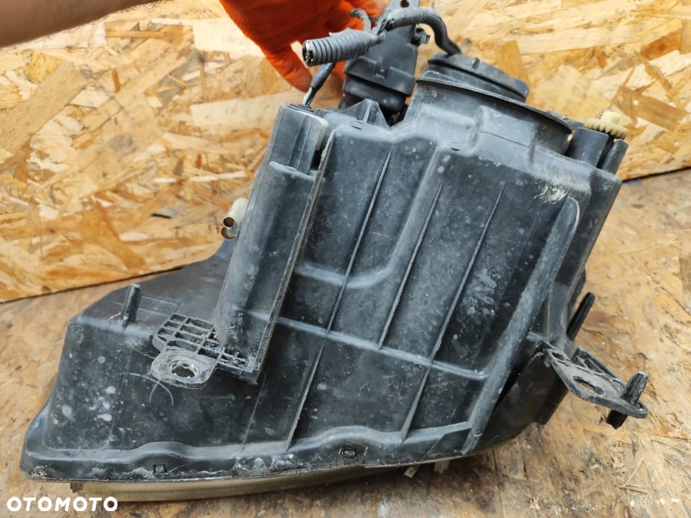 lampa przód prawa 8200301831 kompletna EUROPA do RENAULT Modus 04-08r - 5