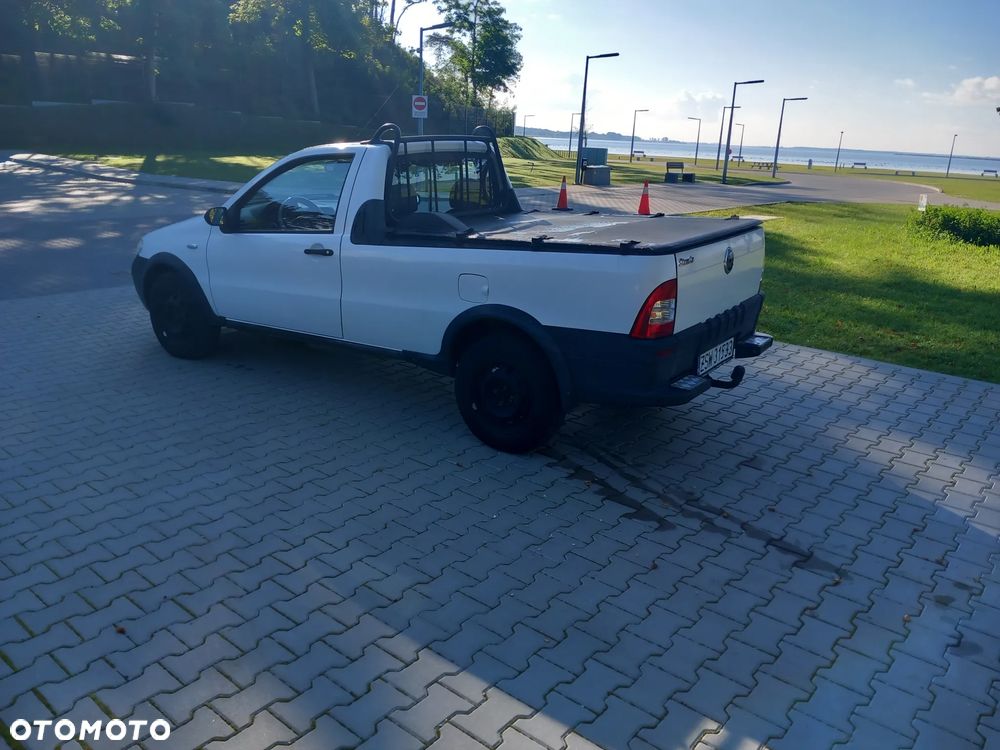 Fiat Strada - 8