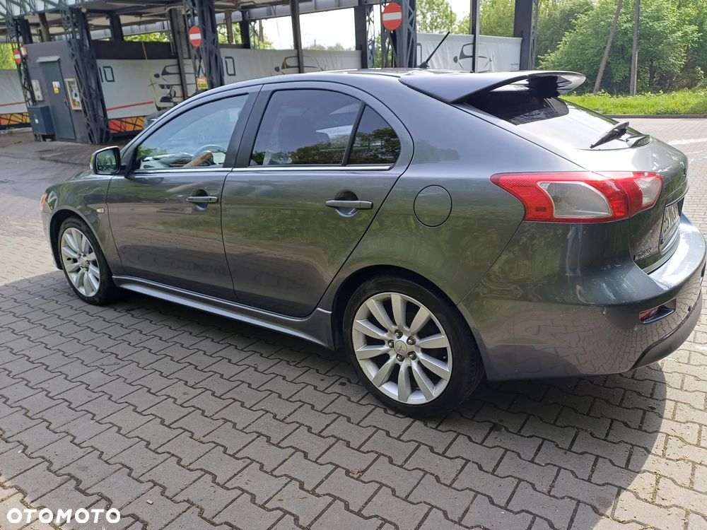 Mitsubishi Lancer 2.0 DID Intense - 5