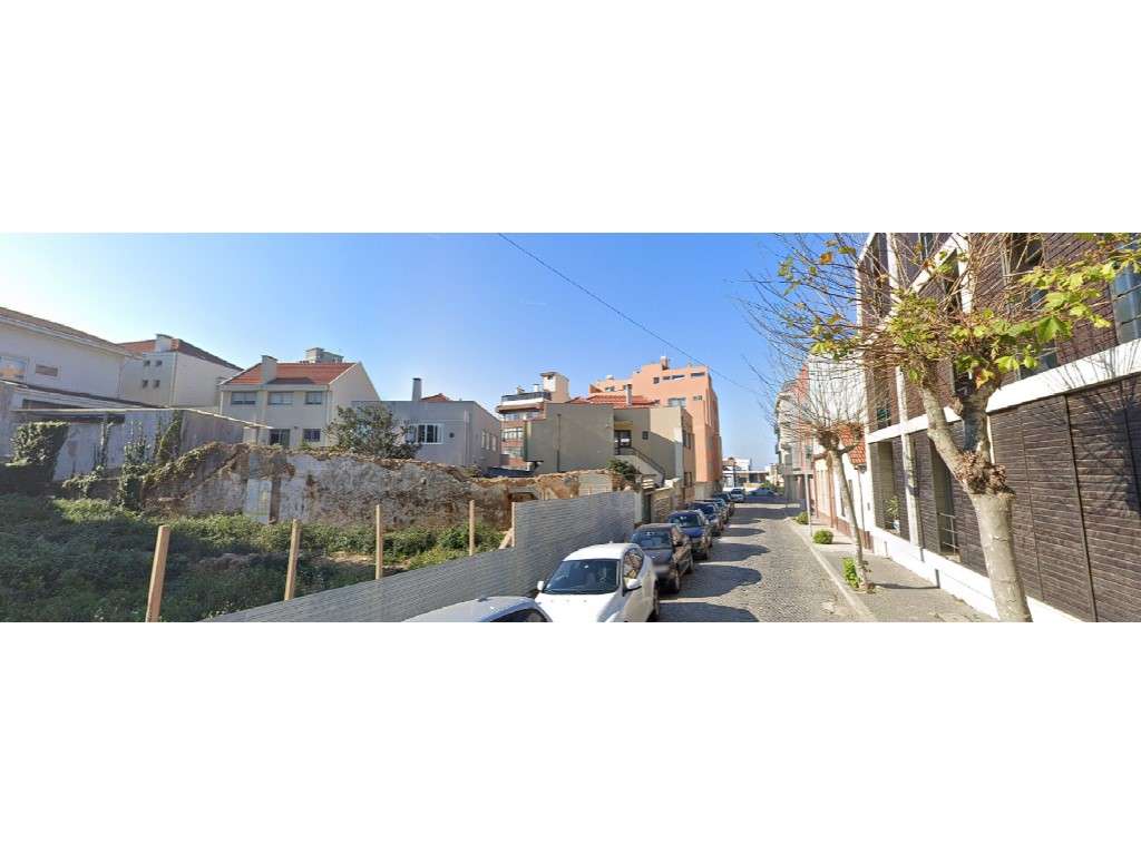 Prédio com projeto aprovado para 9 quartos | Espinho - Grande imagem: 2/5