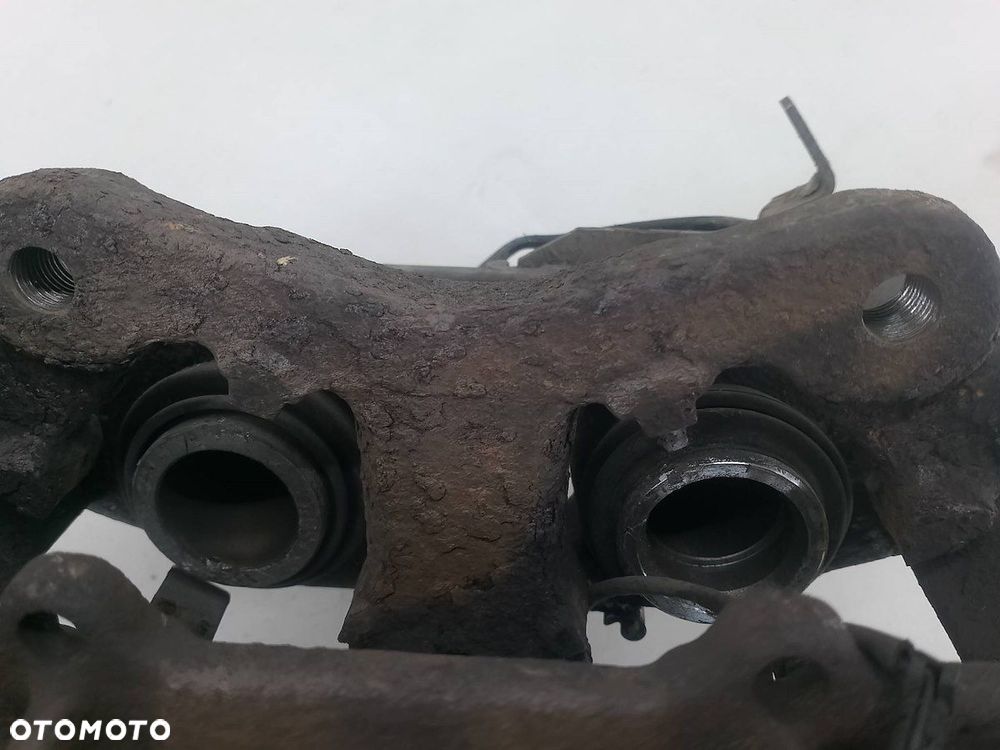 ZACISK HAMULCOWY LEWY PRZÓD AUDI A8 D2 2.5 TDI 150KM - 5