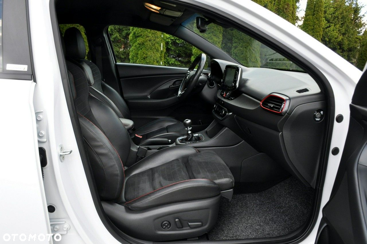 Hyundai i30 N Fastback 2.0 T-GDI Performance - 17
