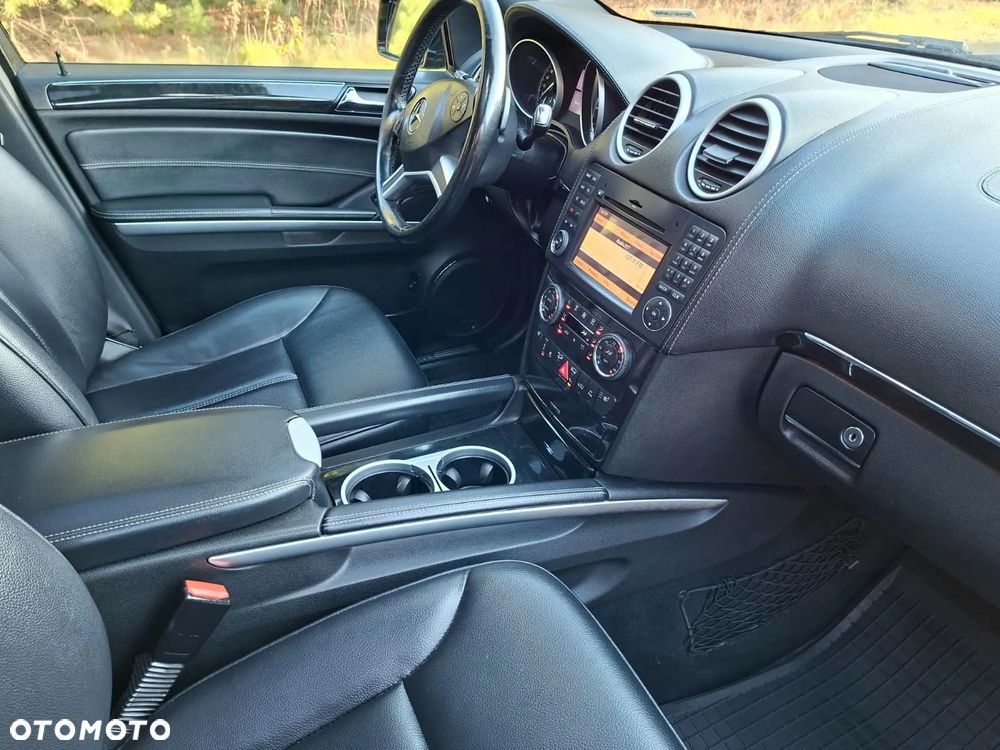 Mercedes-Benz GL 350 BlueTEC - 31