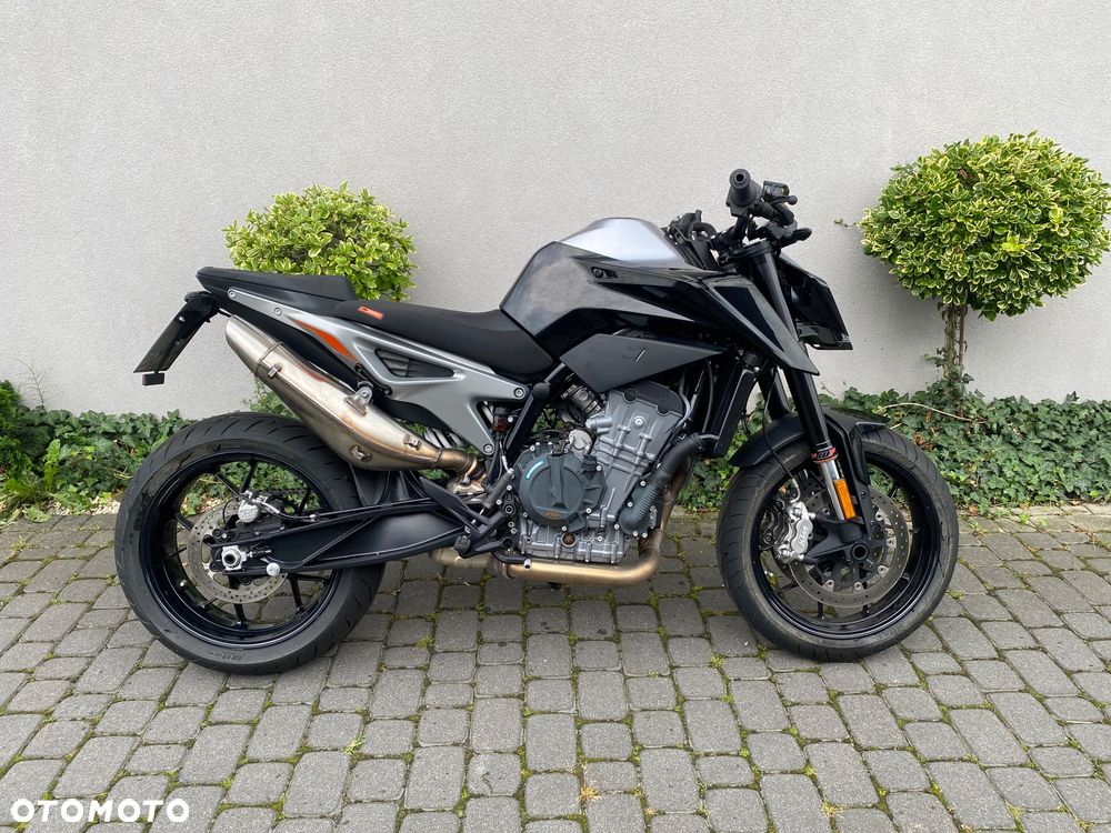 KTM Duke 790 - 2