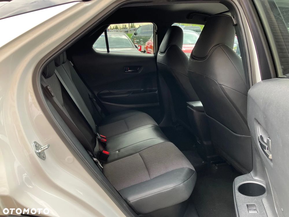 Toyota C-HR 2.0 PHEV Dynamic Force Executive - 21