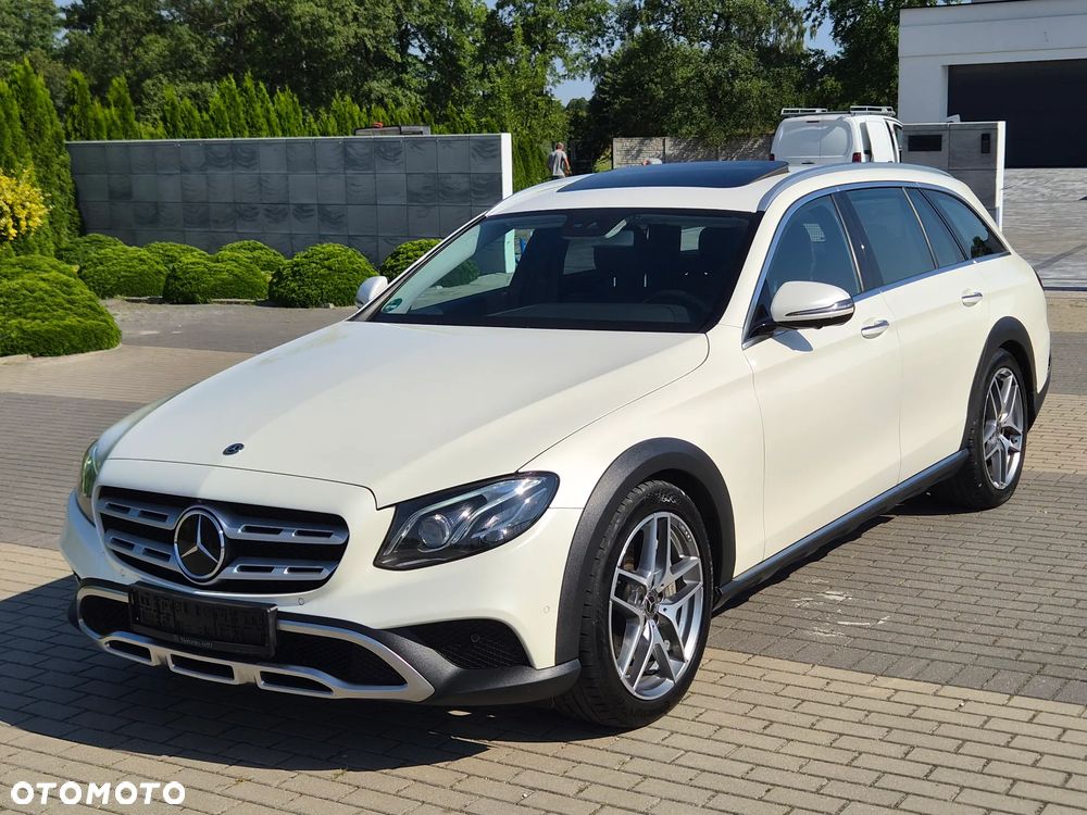 Mercedes-Benz Klasa E 400 d 4Matic All-Terrain 9G-TRONIC Avantgarde - 3