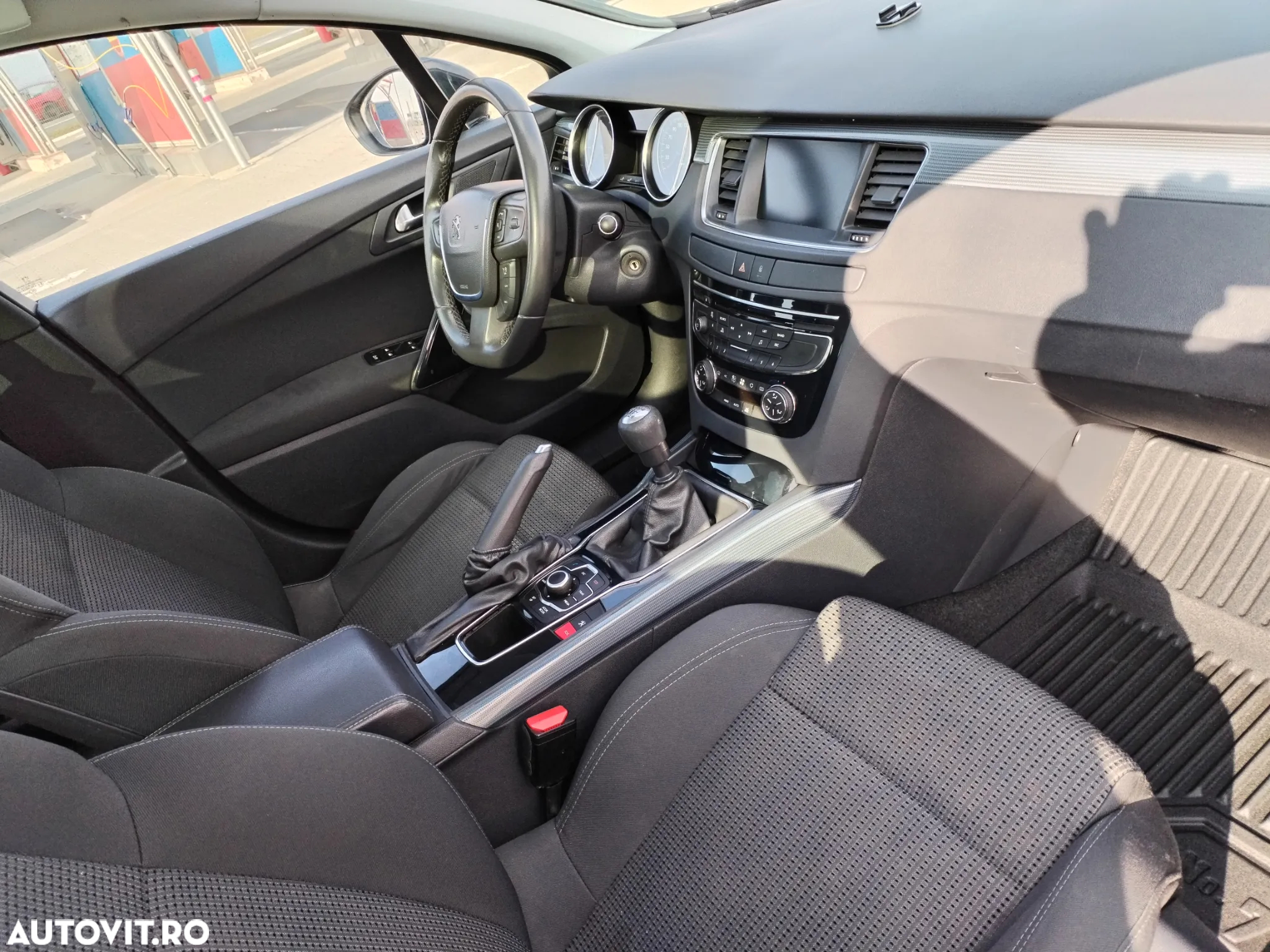 Peugeot 508 SW 1.6 THP Active - 8
