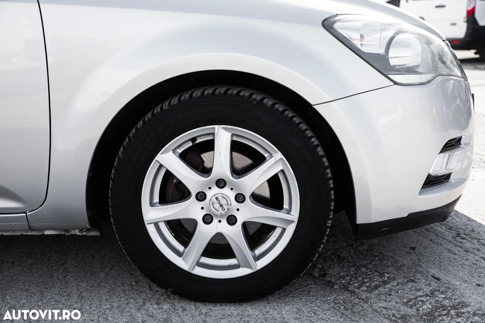 Kia Ceed 1.6 CRDi 115 Automatik Spirit - 8