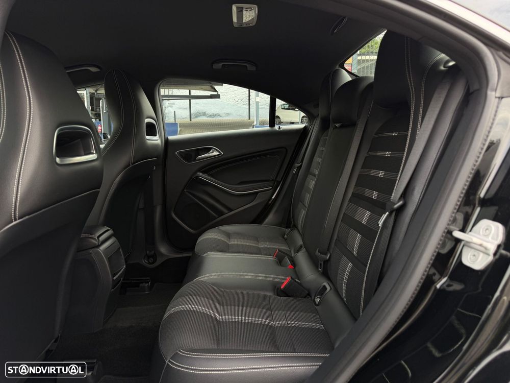 Mercedes-Benz CLA 180 d Urban - 32