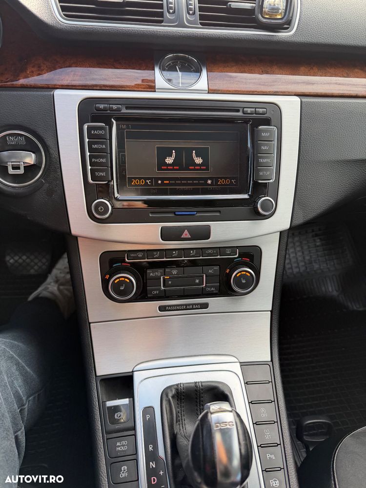 Volkswagen Passat 2.0 TDI BlueMotion Tehnology Highline DSG - 21