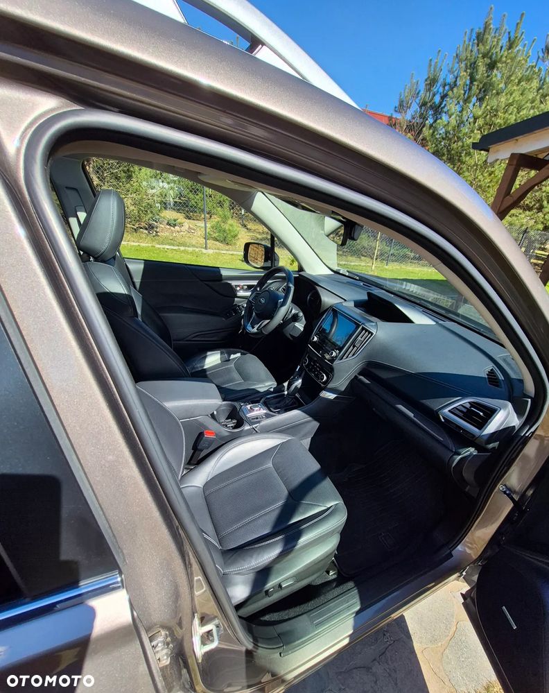 Subaru Forester 2.0i-L Platinum (EyeSight) Lineartronic - 3