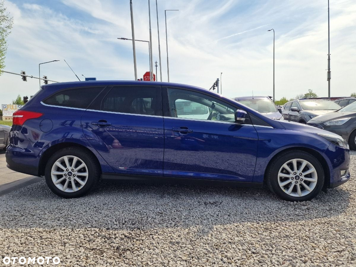 Ford Focus - 8
