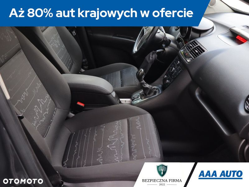 Opel Meriva - 10