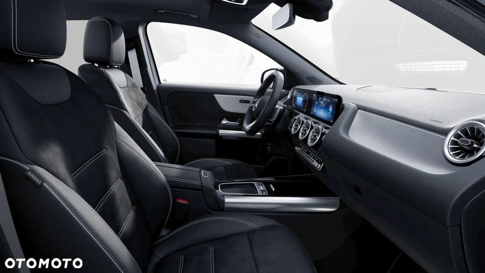 Mercedes-Benz GLA 200 AMG Line - 9