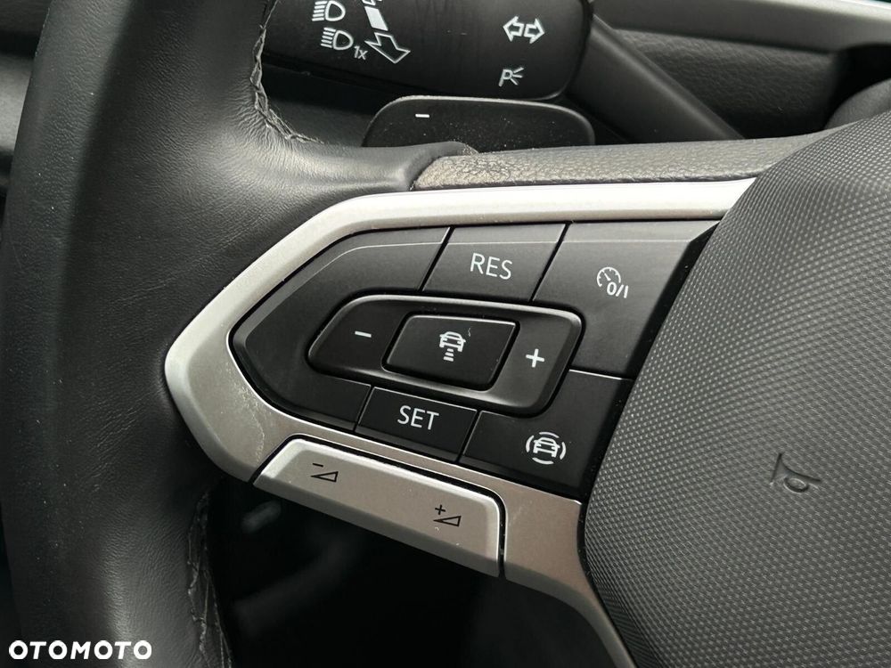 Volkswagen T-Roc 1.5 TSI Life Plus DSG - 22