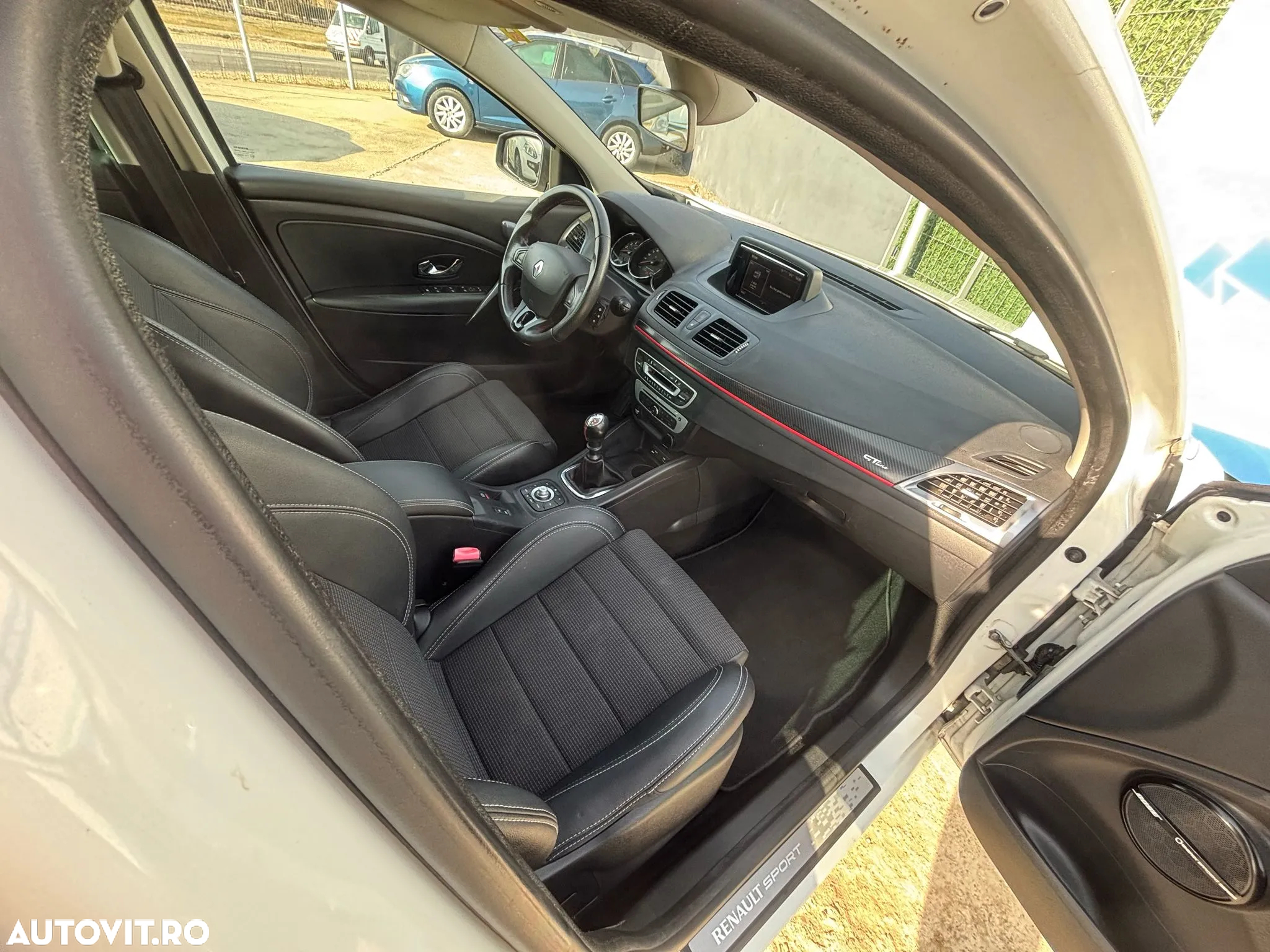 Renault Megane ENERGY dCi 110 GT LINE - 19