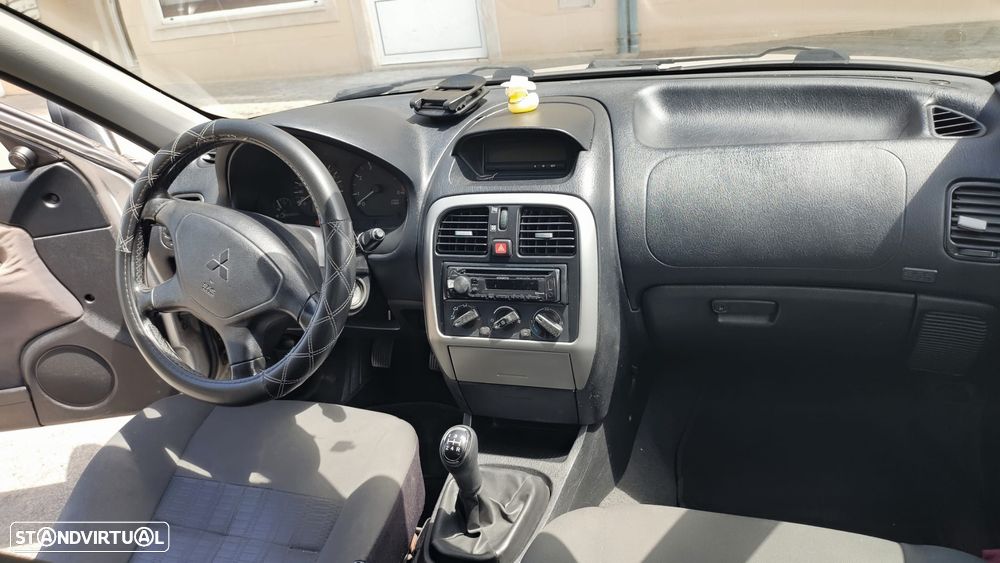 Mitsubishi Carisma HB 1.9 Di-D HP Avance - 7