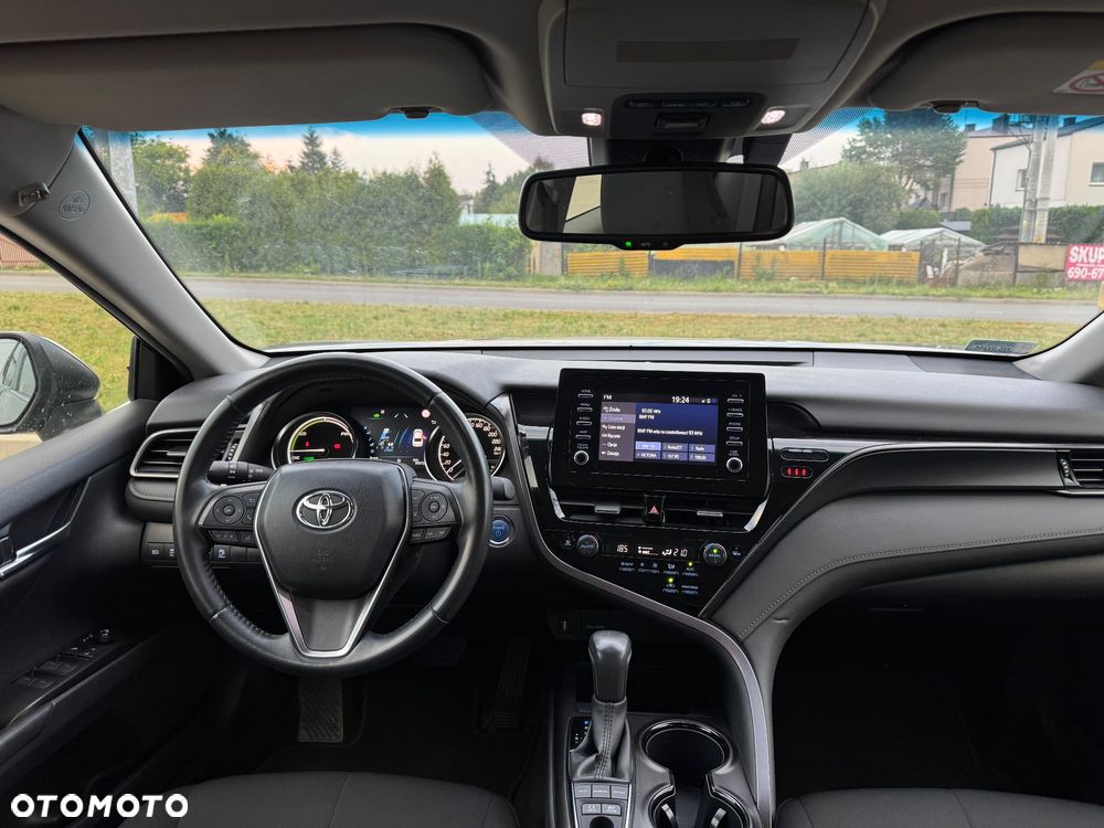 Toyota Camry 2.5 Hybrid Comfort CVT - 17