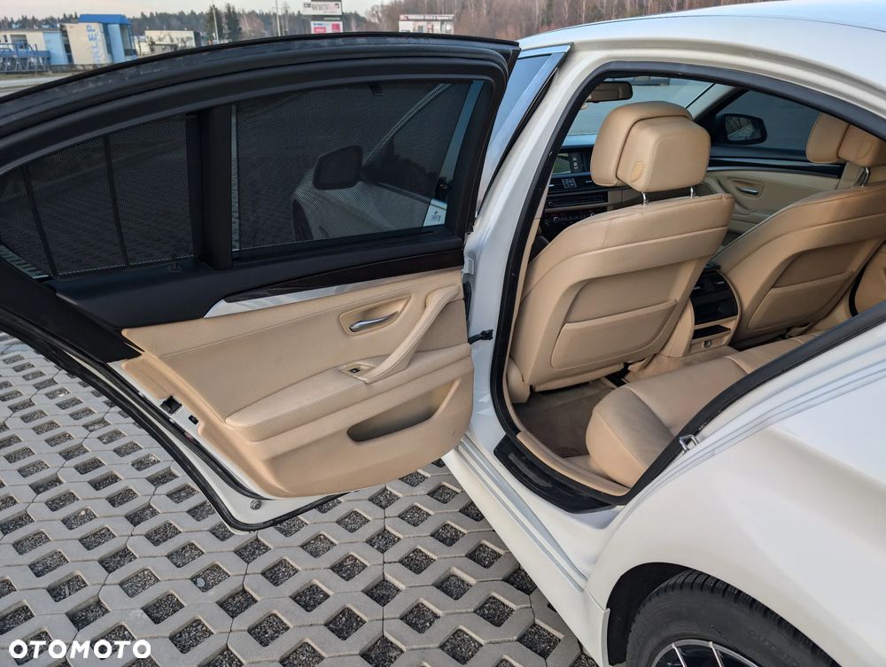 BMW Seria 5 - 13