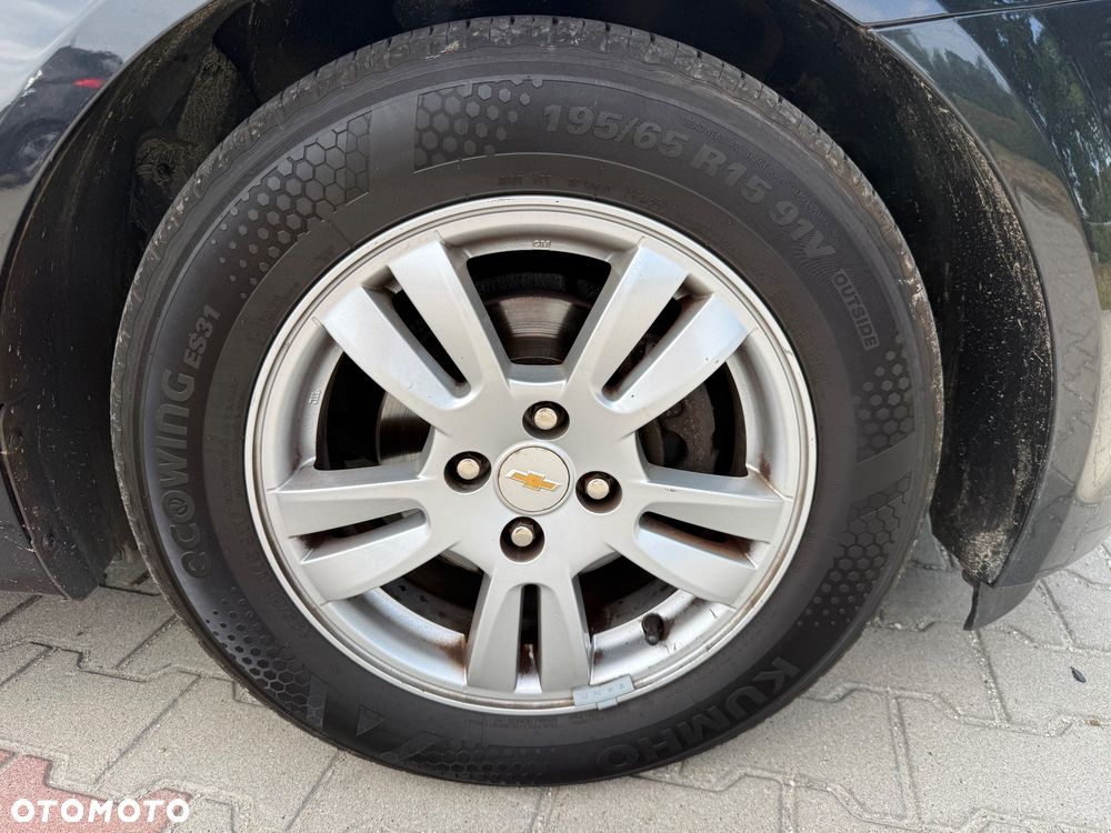 Chevrolet Aveo 1.4 16V LS - 10