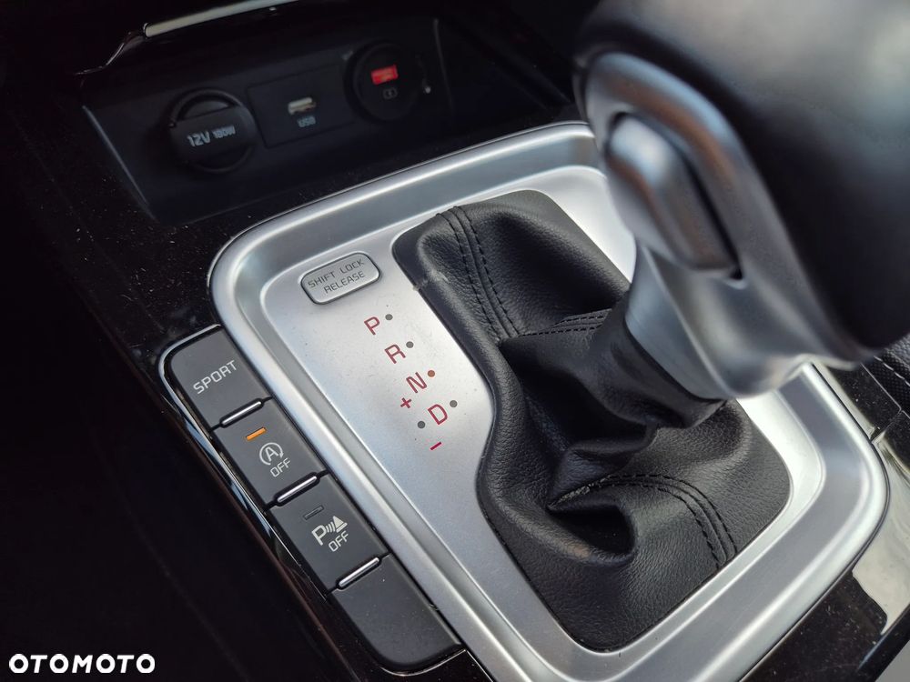 Kia XCeed 1.4 T-GDI OPF DCT7 PLATINUM EDITION - 32